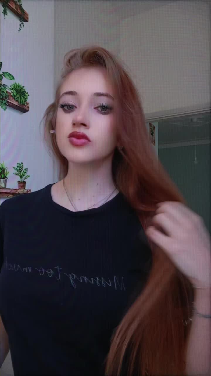 @Franci...