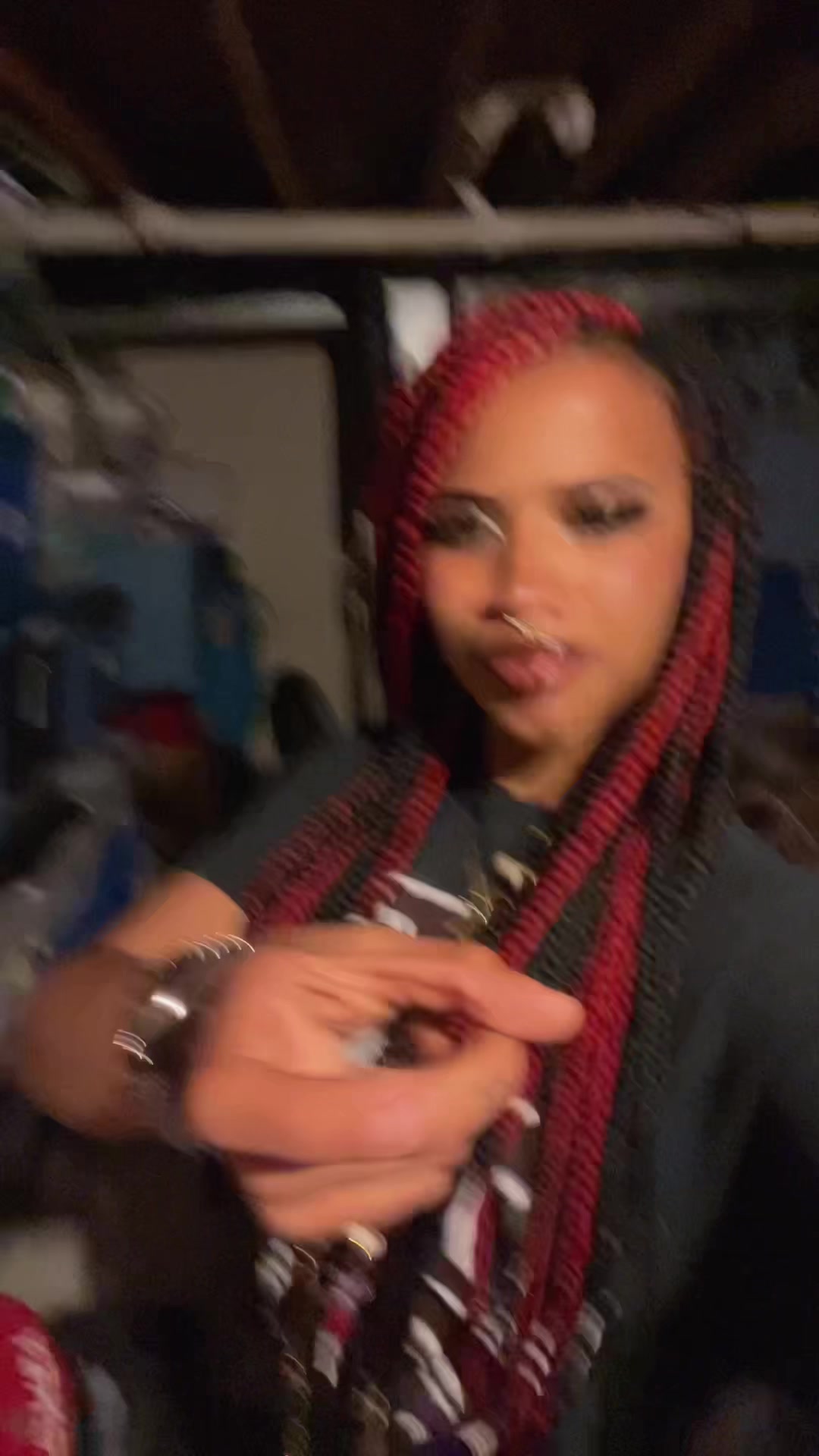 @mizvenuz
