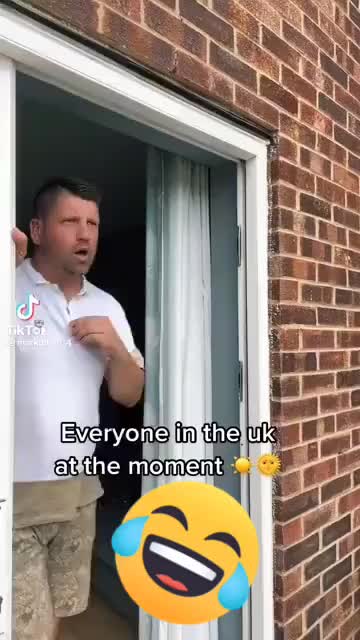 @🇬🇧Julie Lili Laci🇬🇧