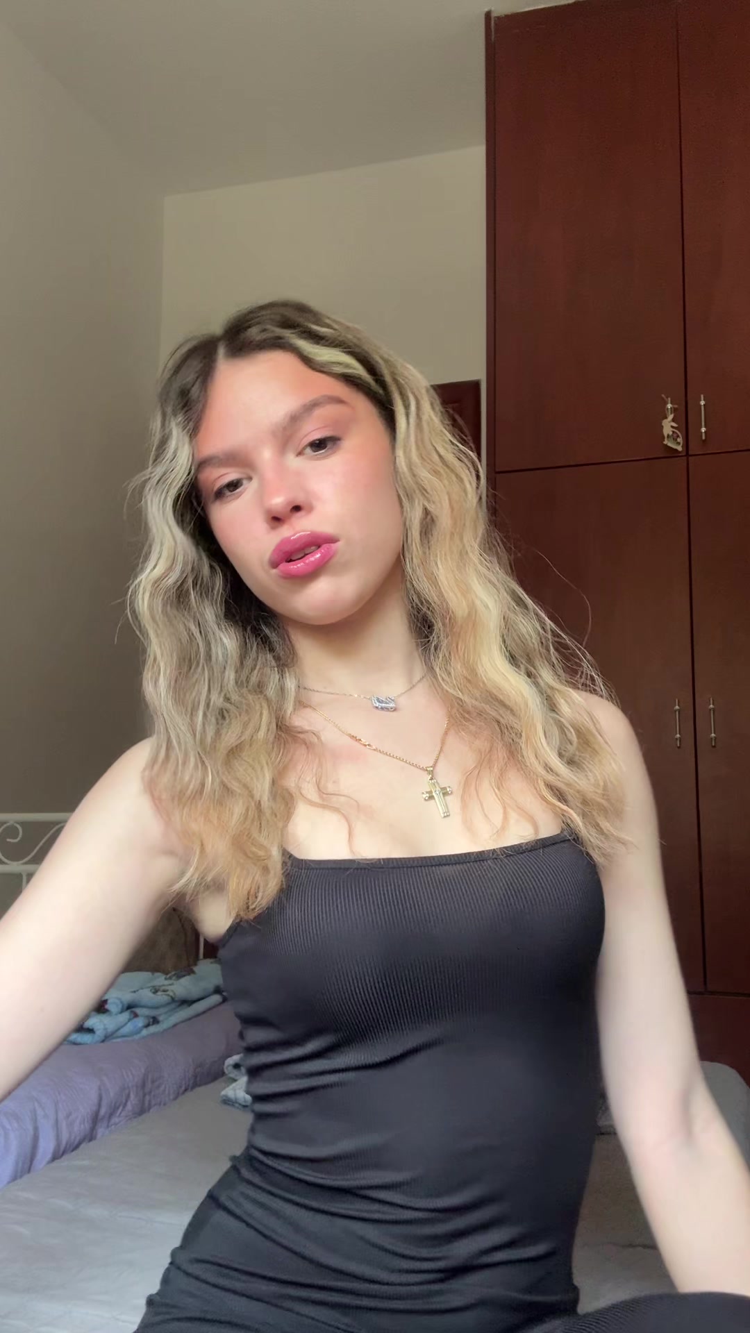 @𝙠𝙖𝙣𝙩𝙖𝙧𝙩𝙯𝙝