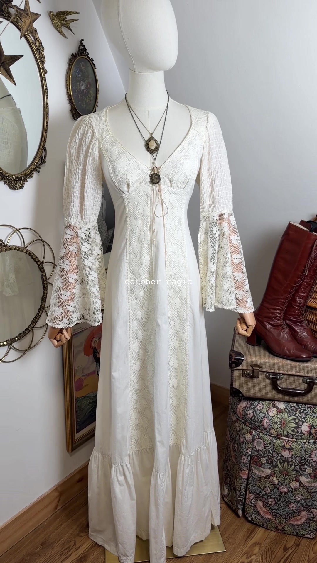 @nymph & fable vintage 🪩