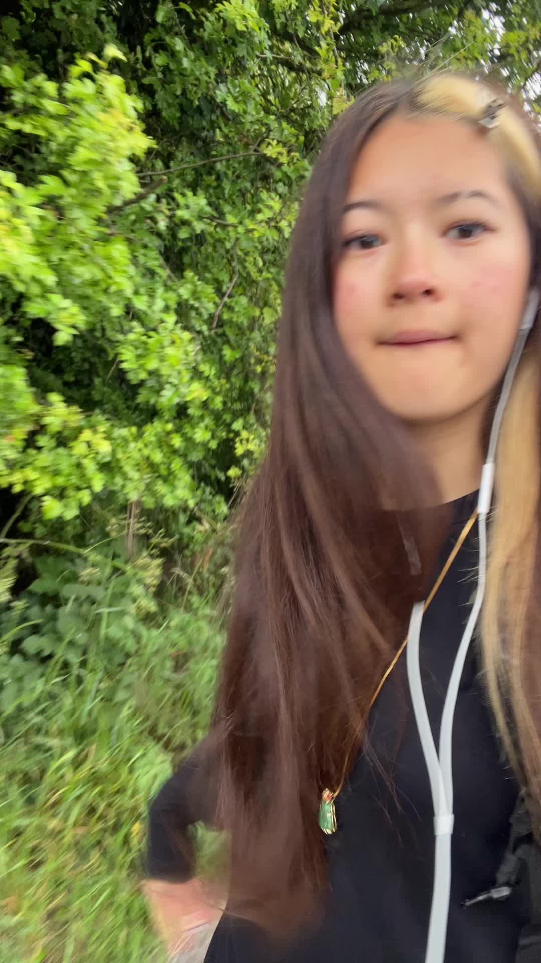 @rzyy715