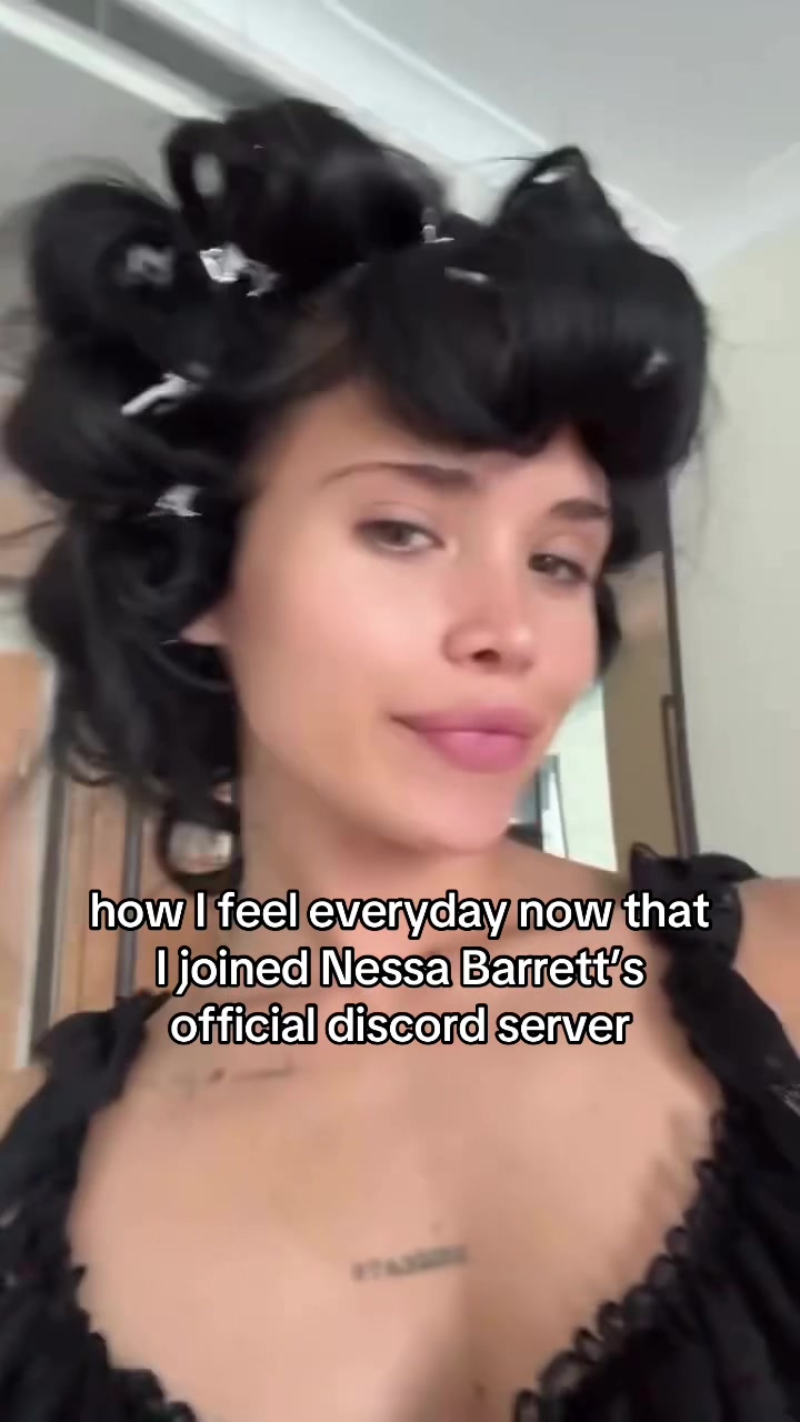 @Nessa Barrett Discord