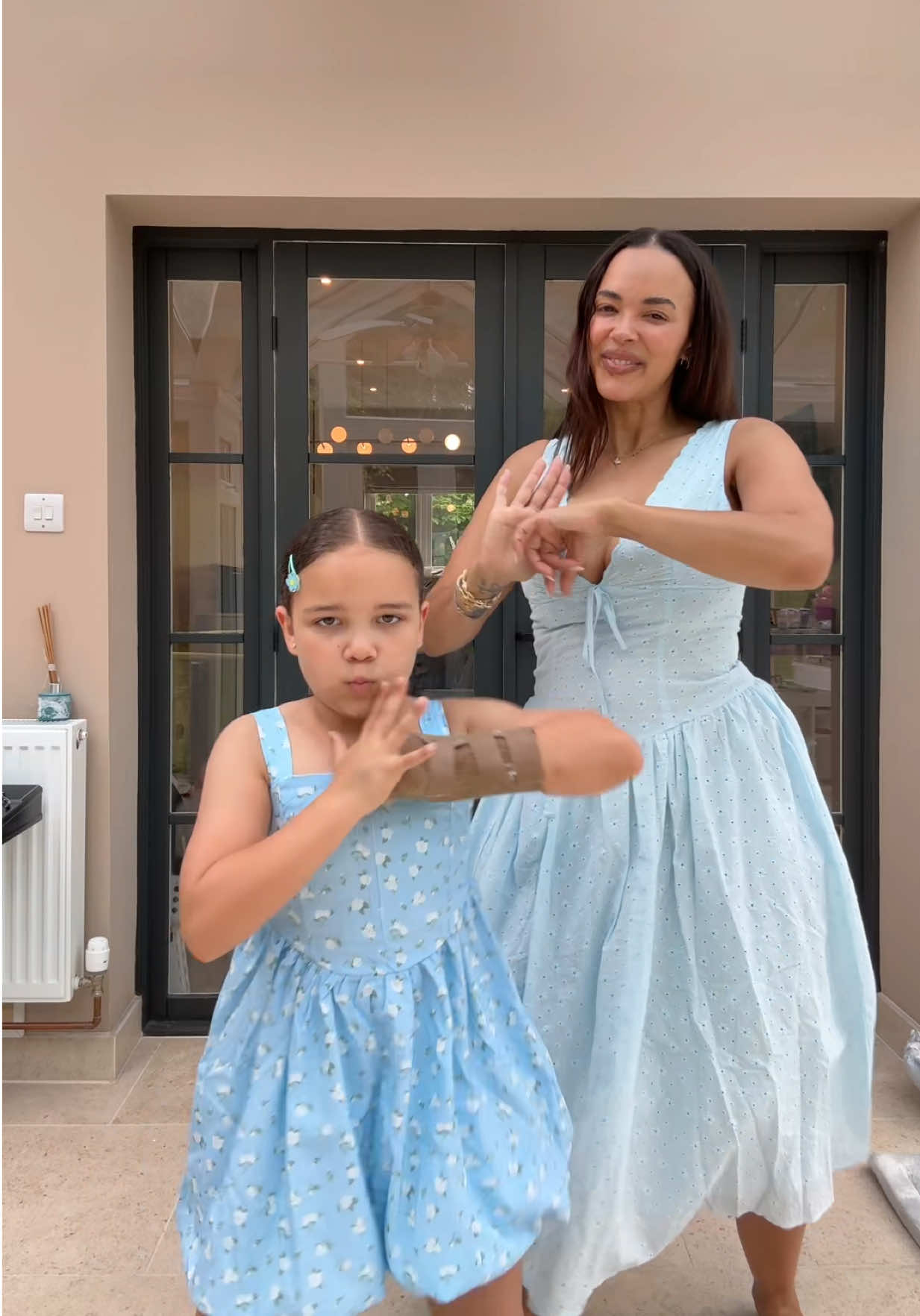 @Anastacia & Aliyah
