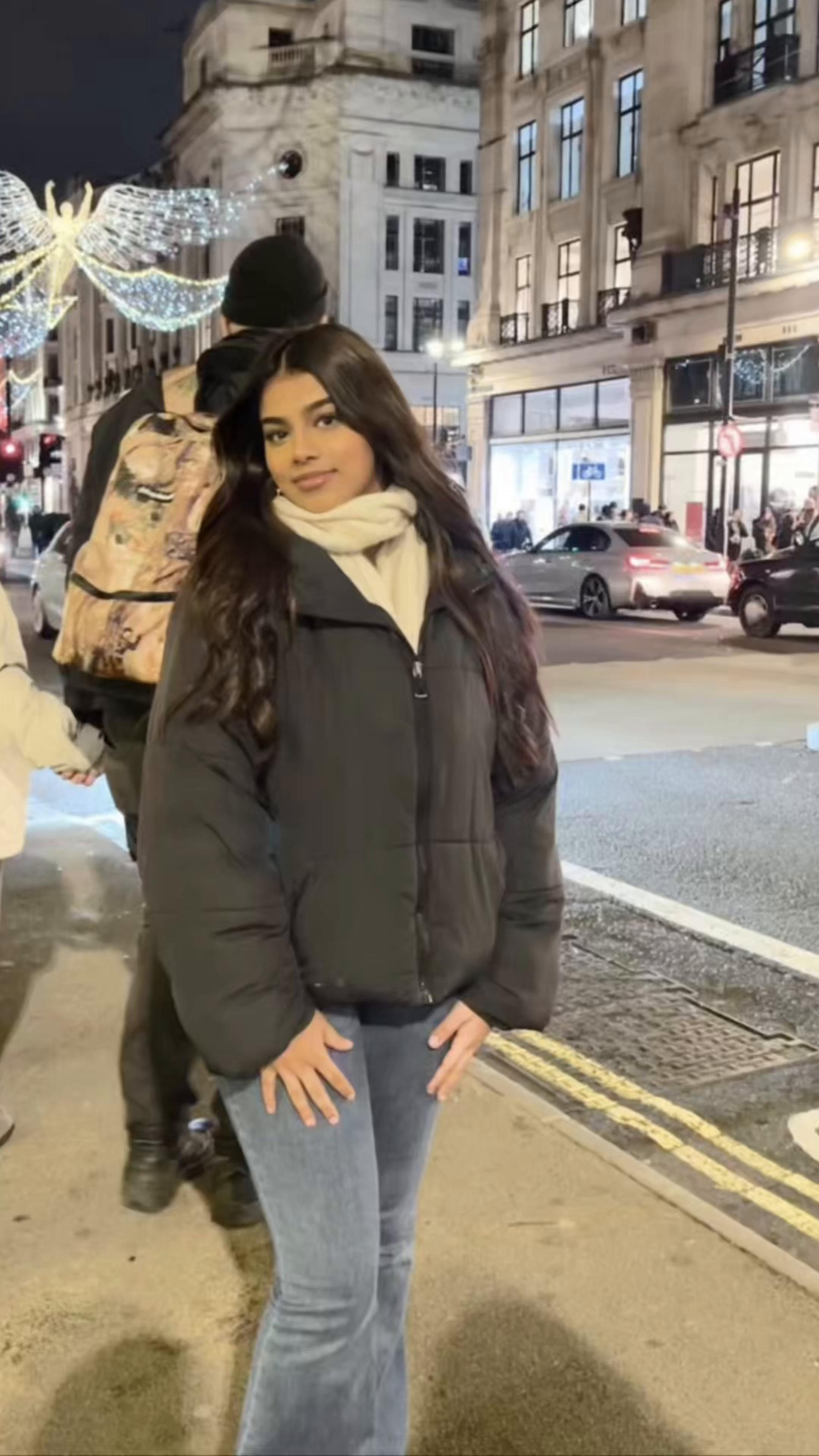 @sanjanasantosh