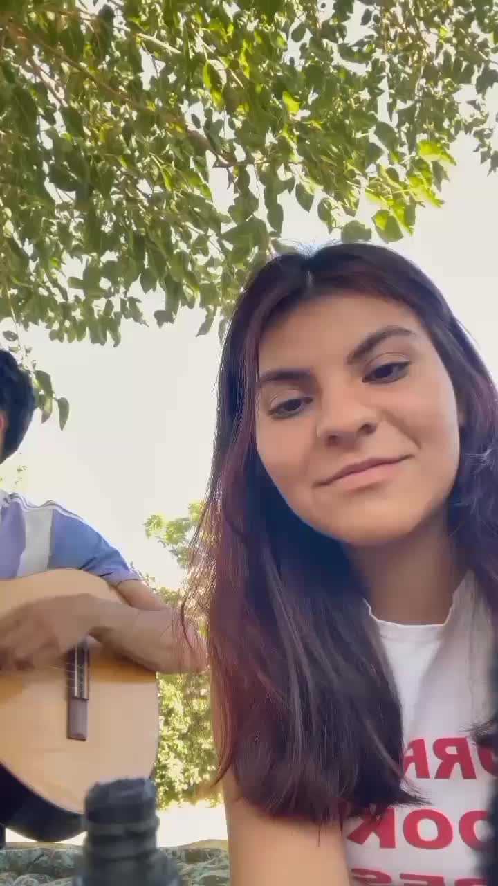 @AgusVly_