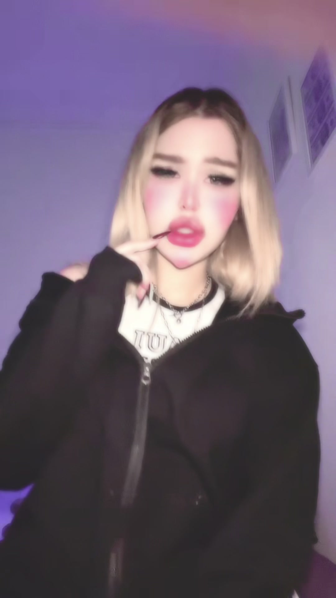 @Lina