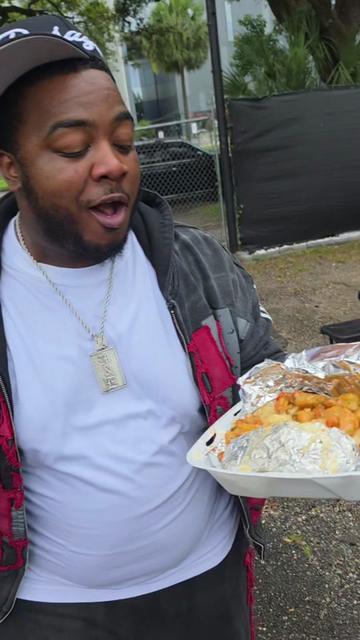 @REALREVIEWSALLHOOD🏚️