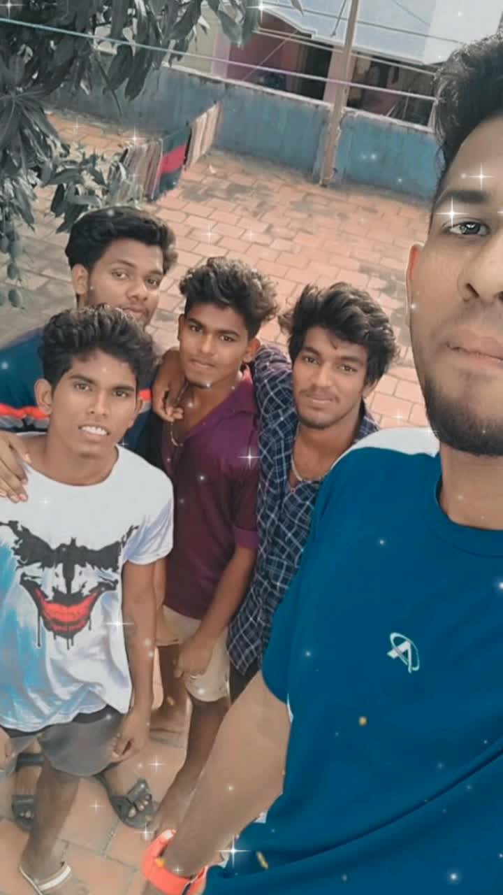 @✴️àTTU __ èMmîE 👽