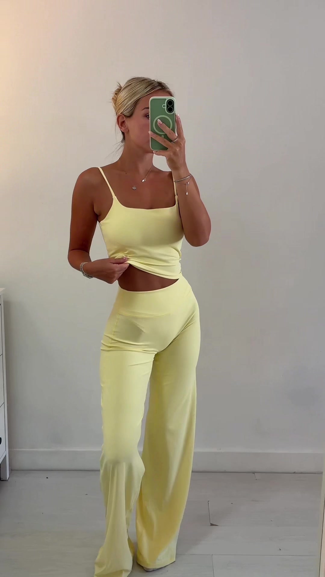@Sadiesaundersxx