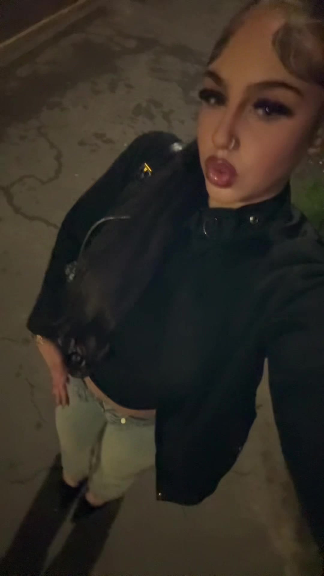 @t̶i̶a̶