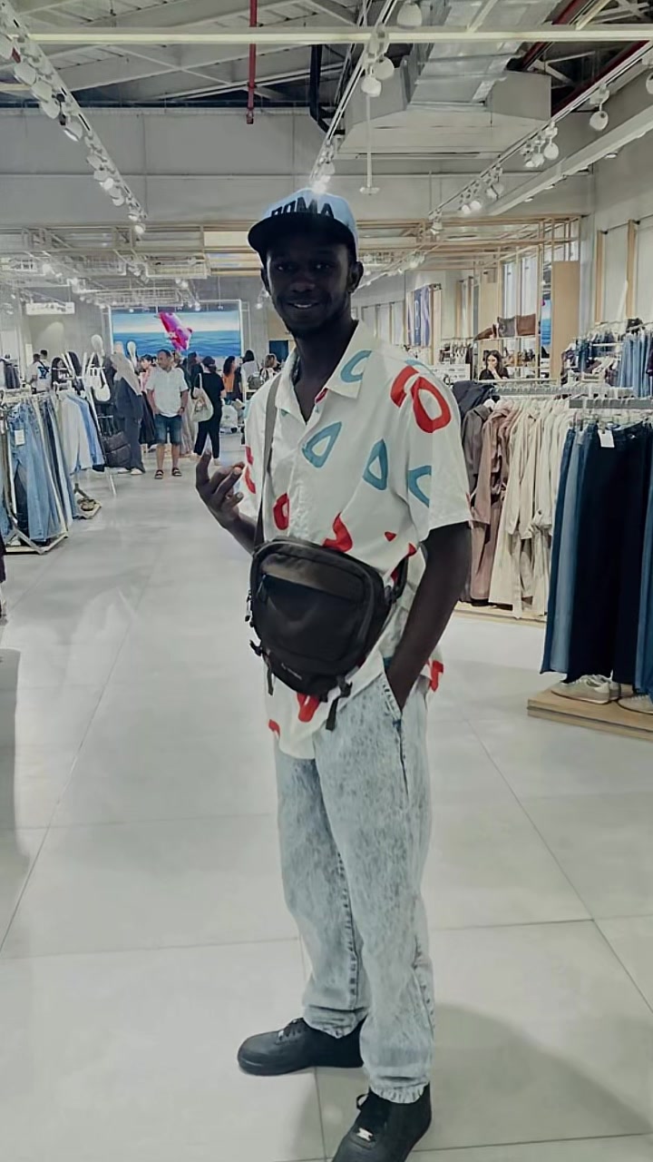 @blackjules23