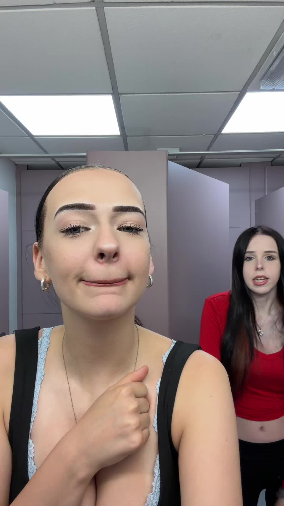 @kaitlyn.