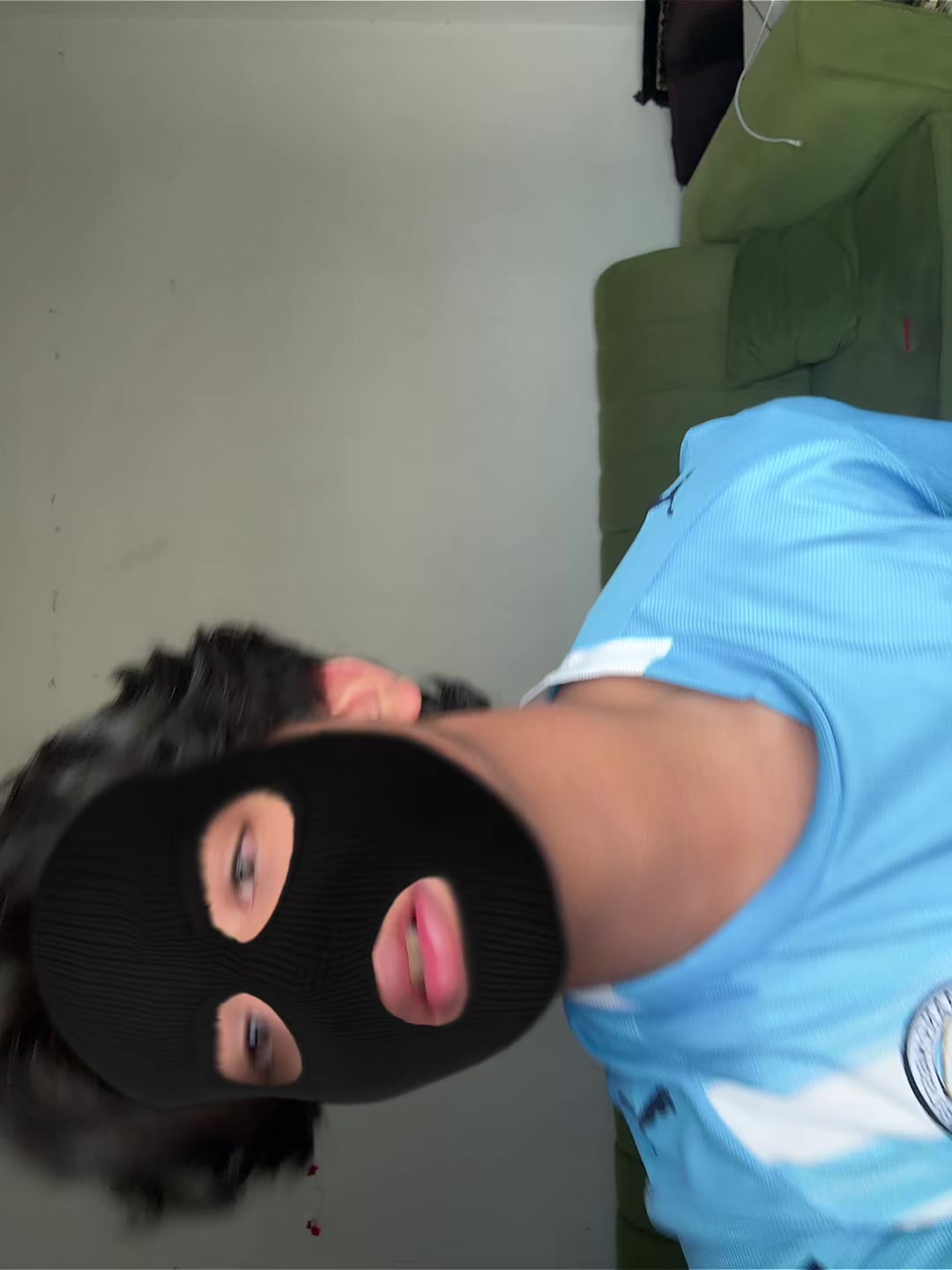 @Itz. 𝐴𝑧𝑢