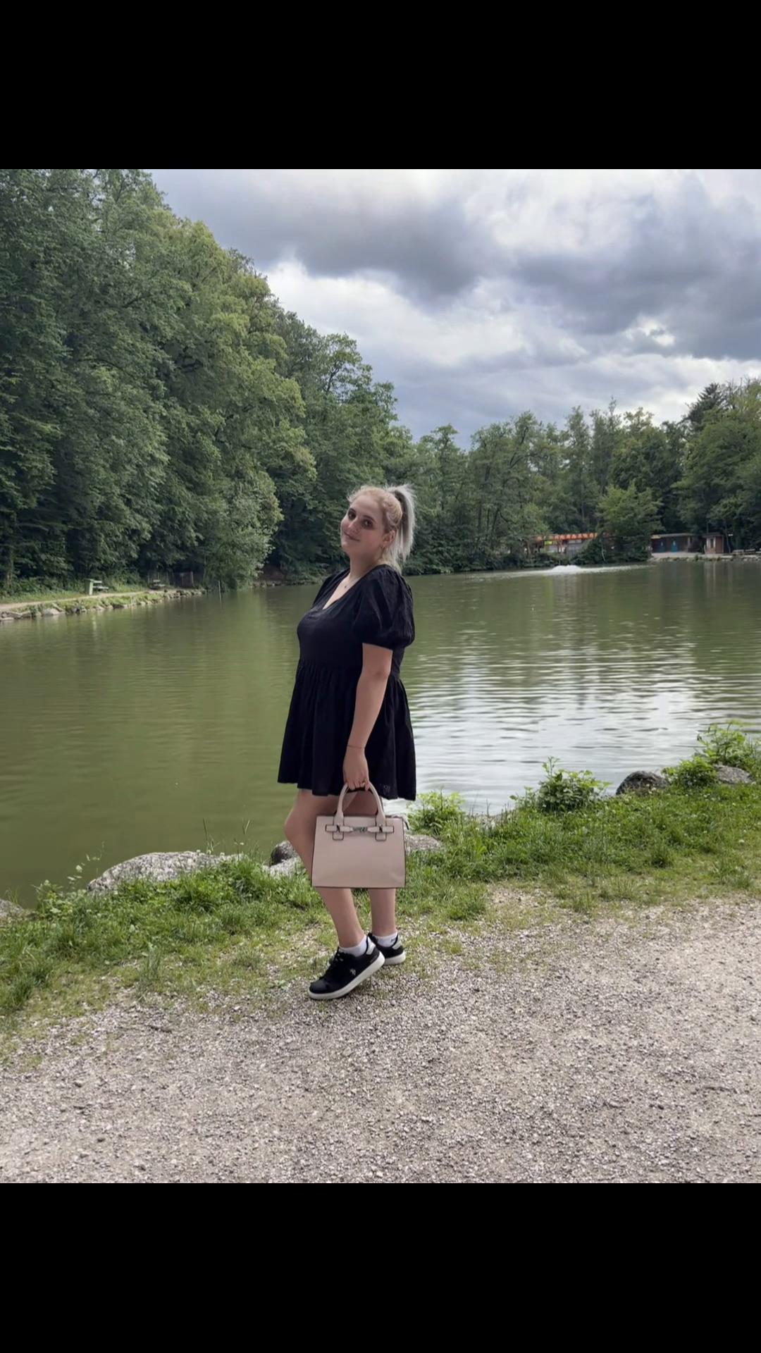 @Pavel Maria🇹🇩🇦🇹