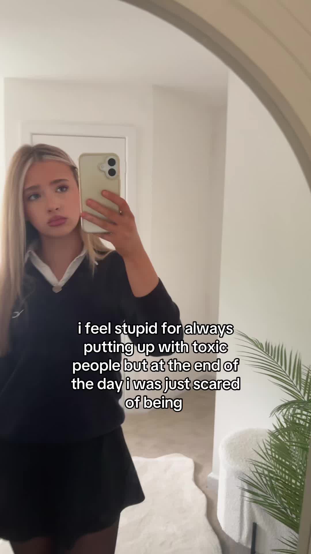 @phoebe louise