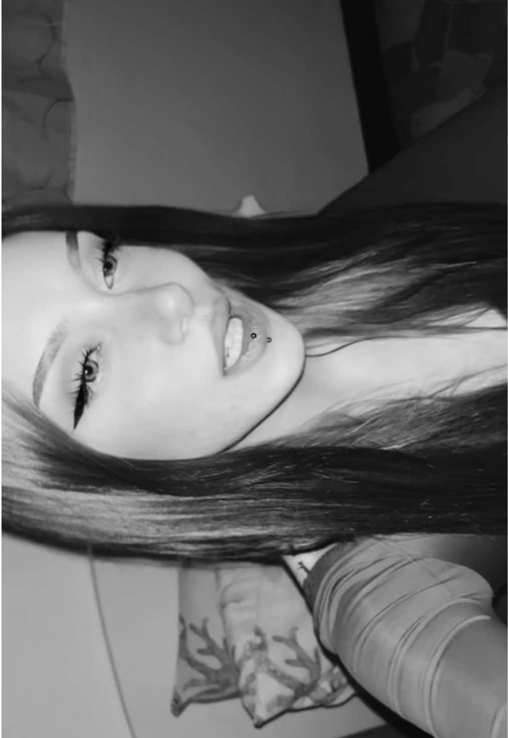 @shwushdbsjs