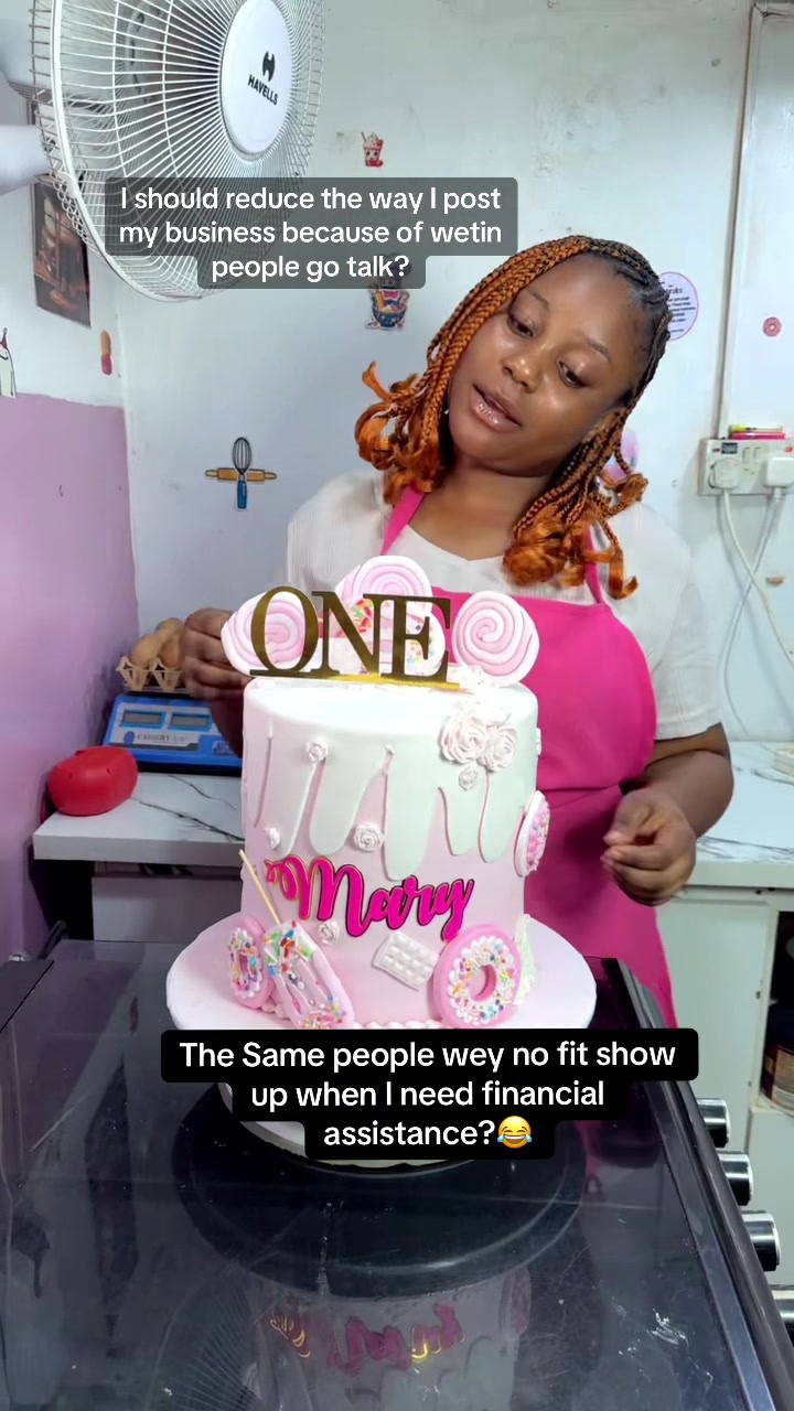 @Tohruks cakes of Ibadan