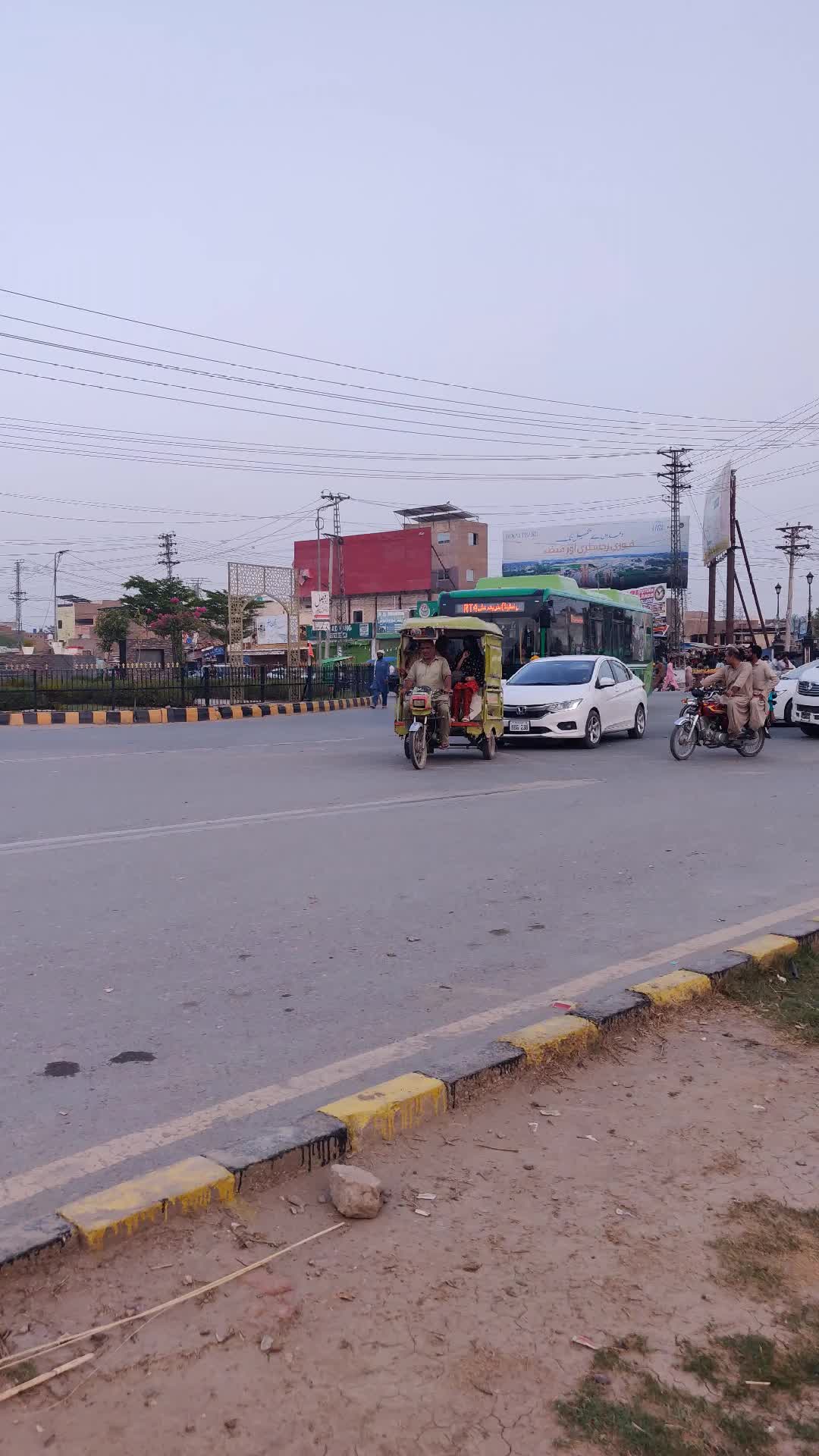 @Punjab Green Bus