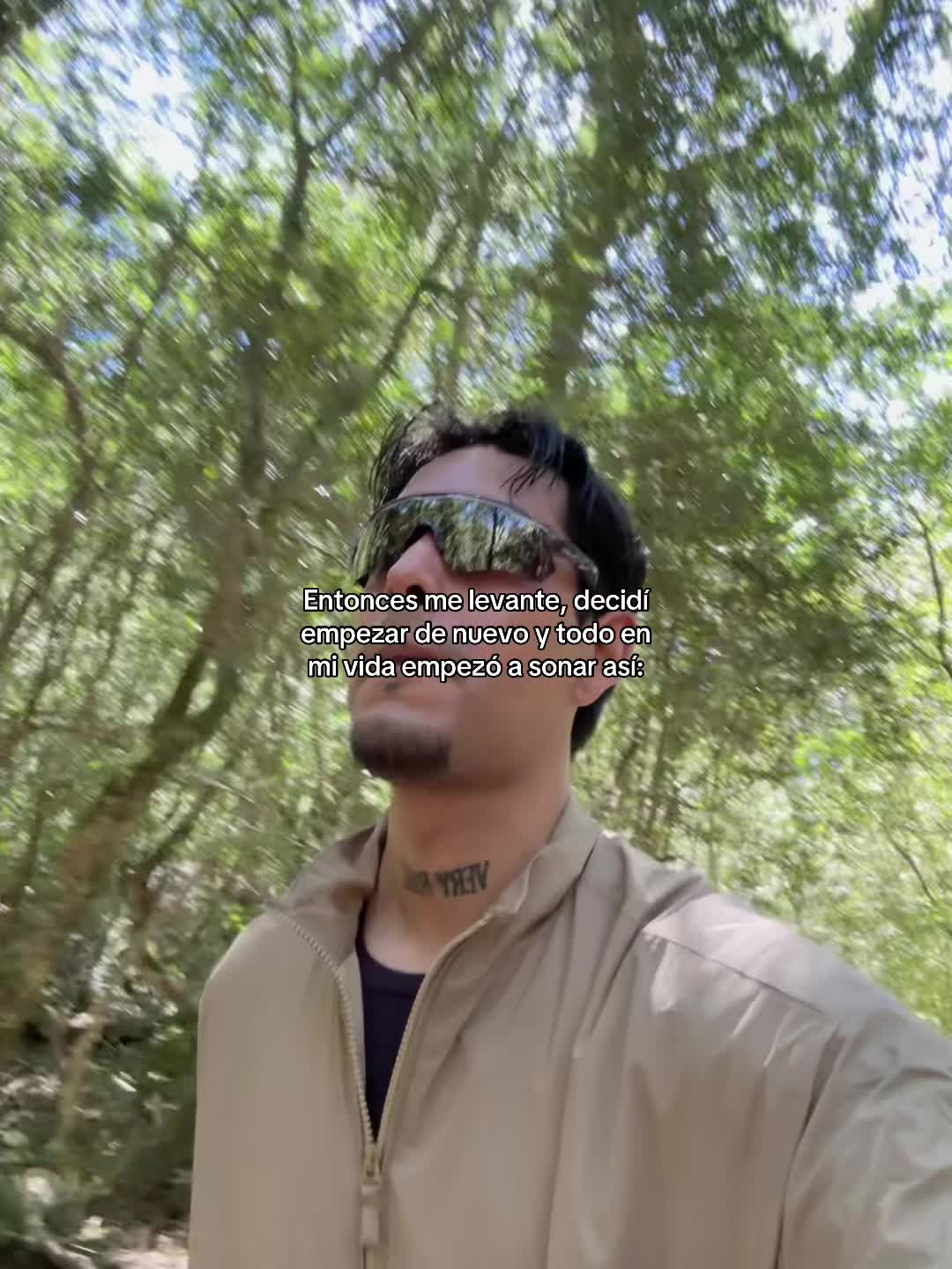 @⠀