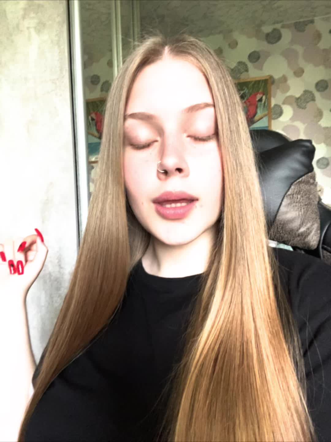 @eve_llinxx