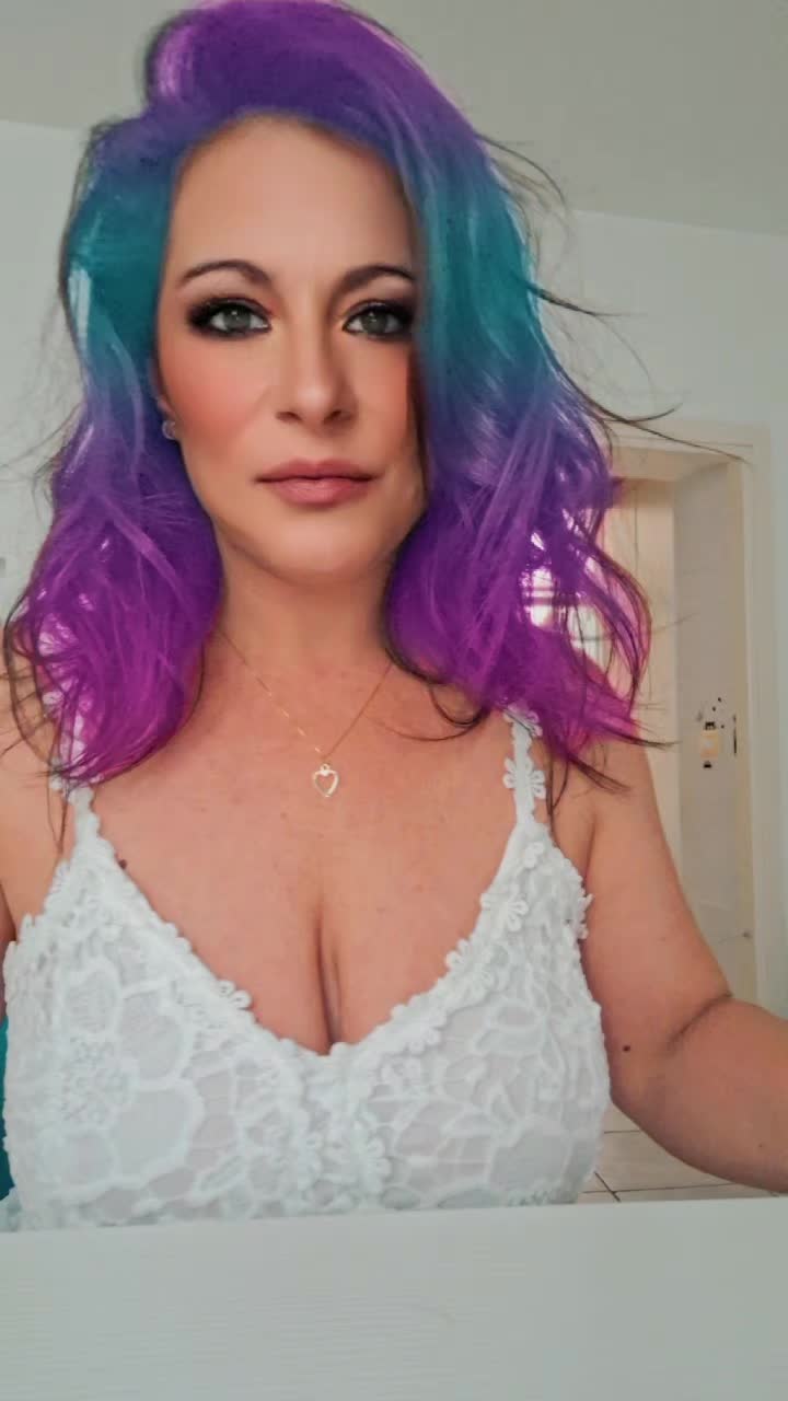 @tempestina