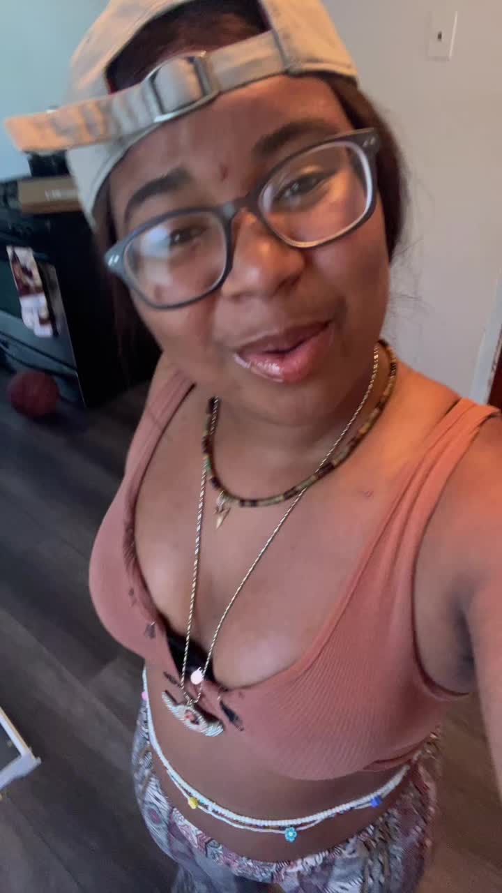 @Niyah_messling