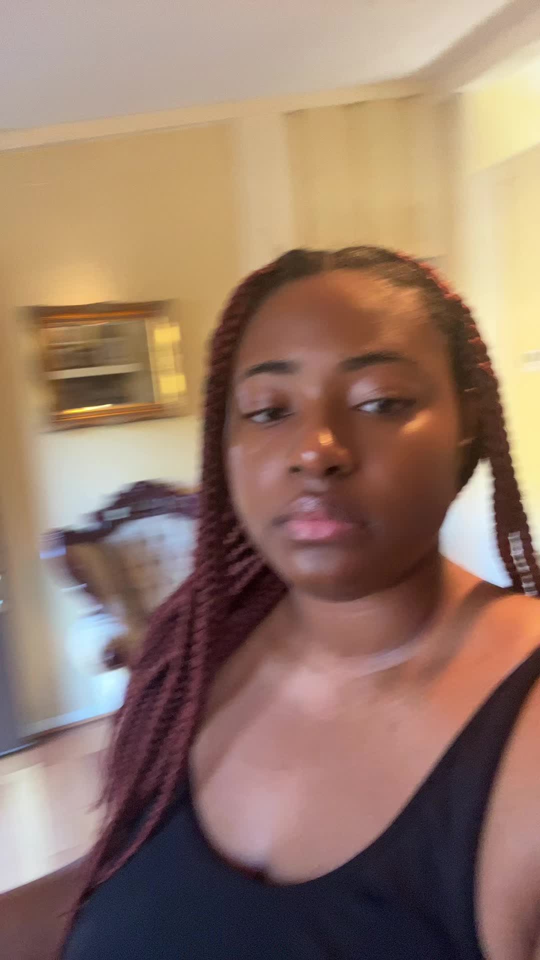 @Monique