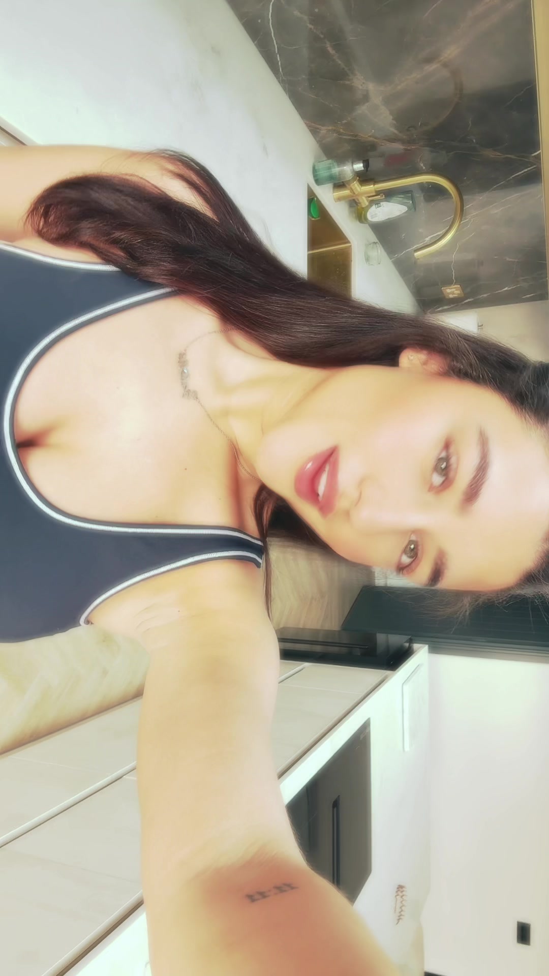 @izabella