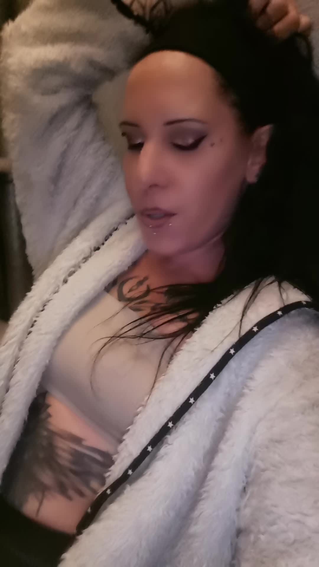 @⛧ ScHwaRzeSLeDeRLuDeR⛧