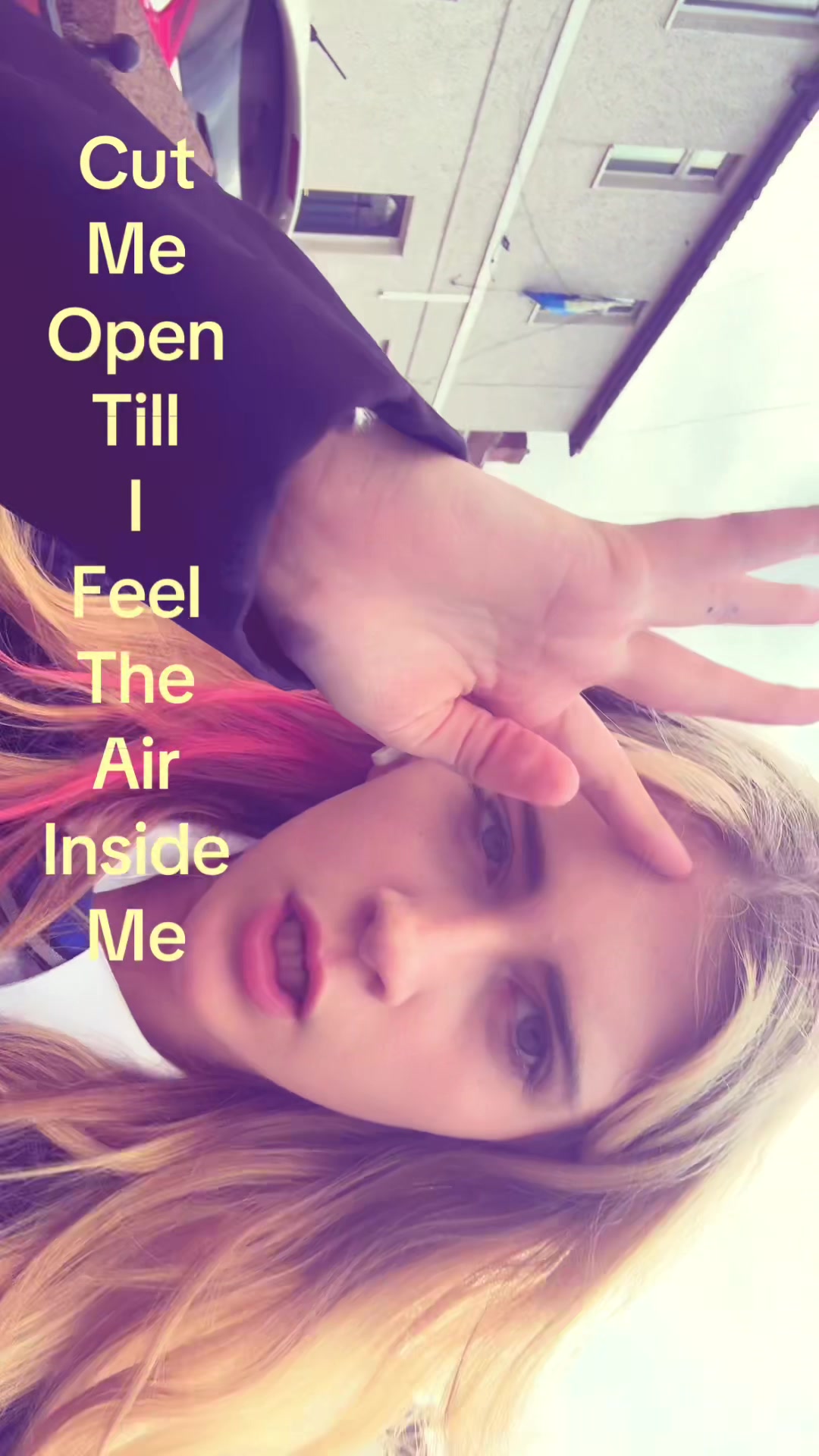 @Lexiee