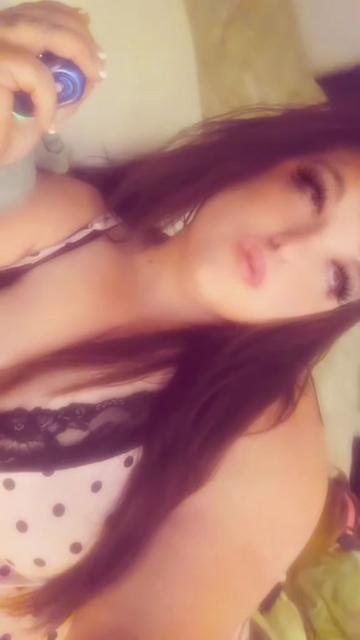 @🎀curvybratbabe71