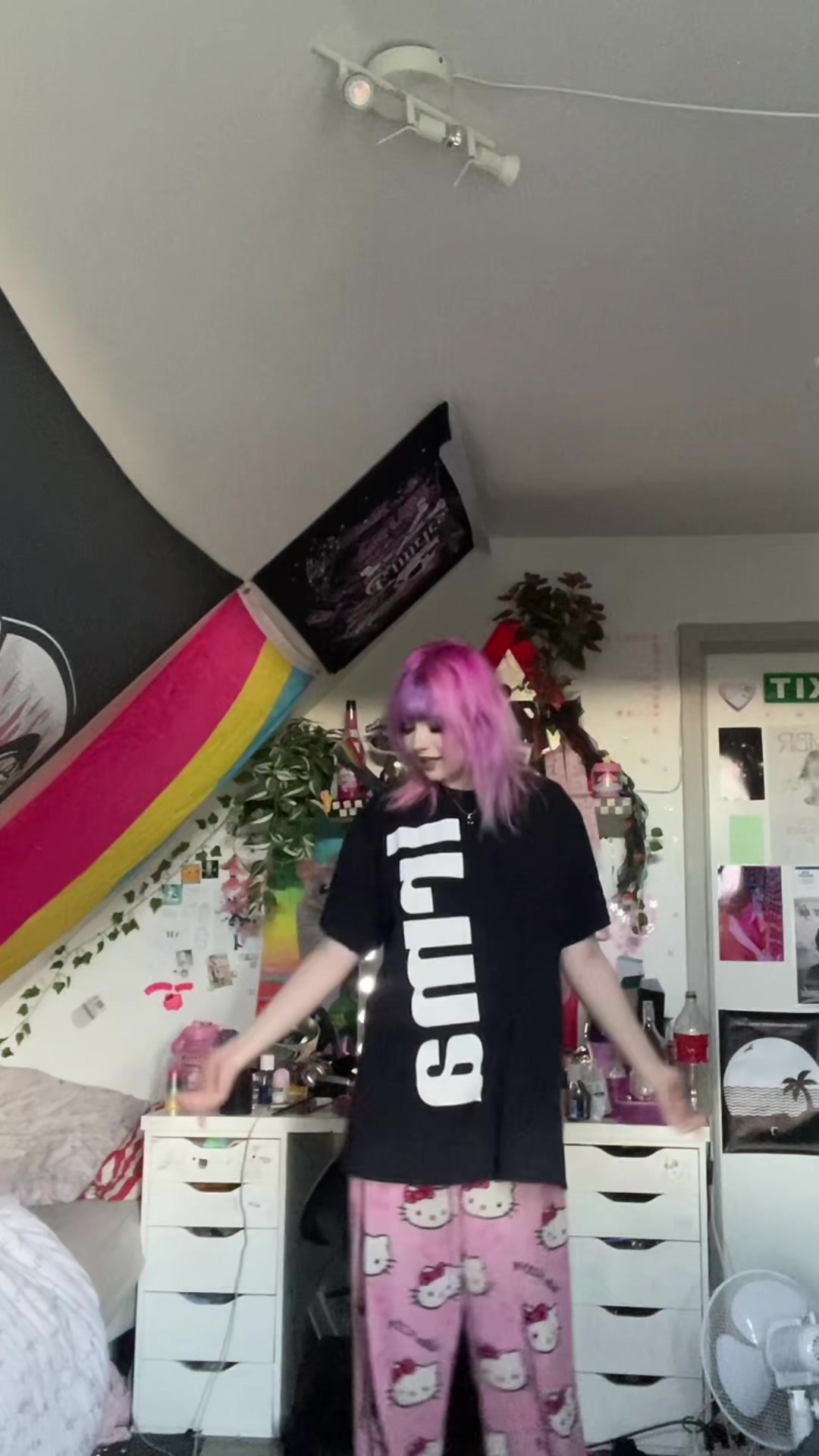 @Ursosmellie:<