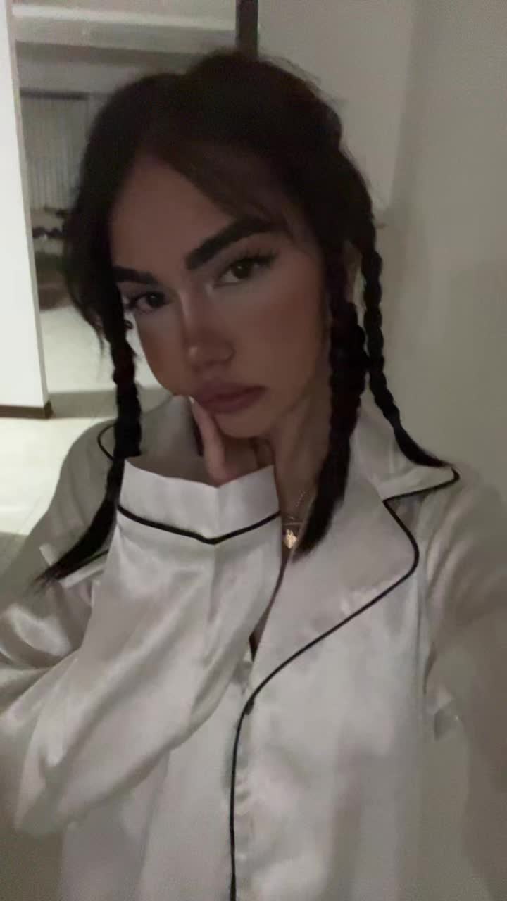 @Rozhan🦢