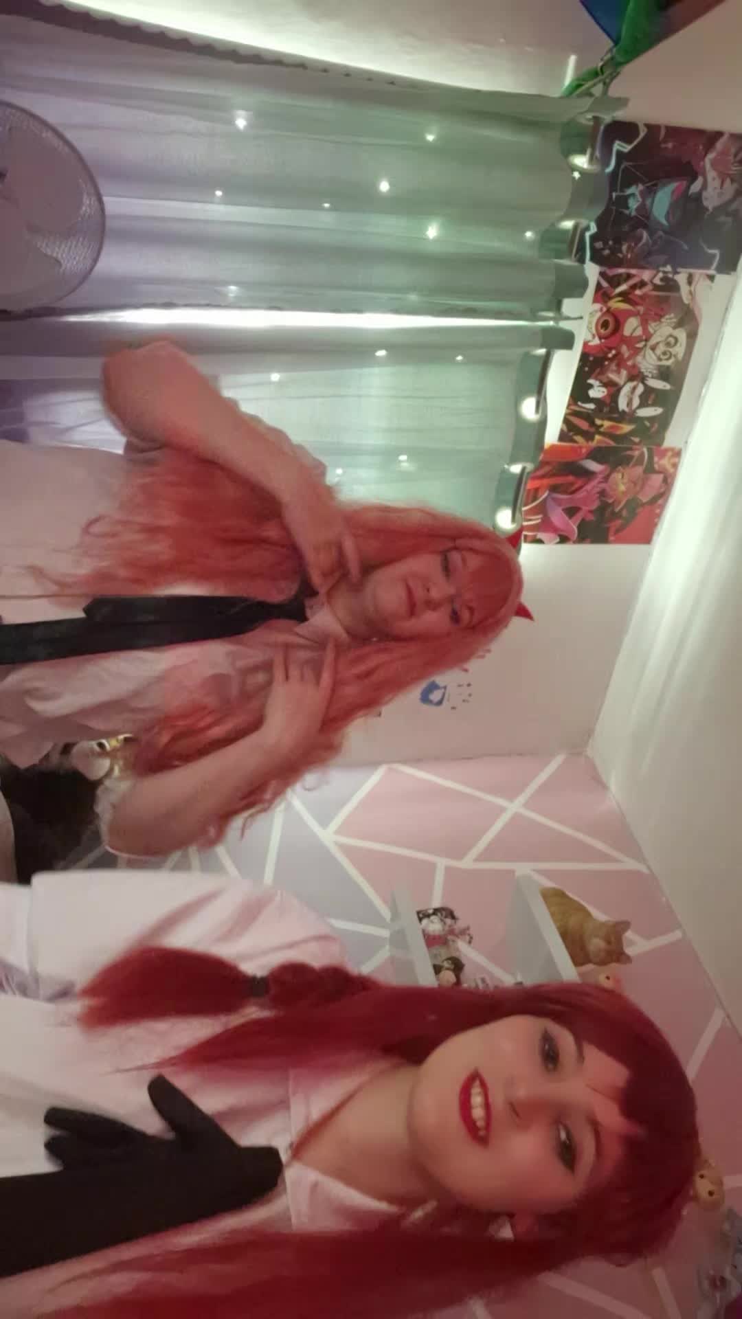 @Aly_the_cosplayer