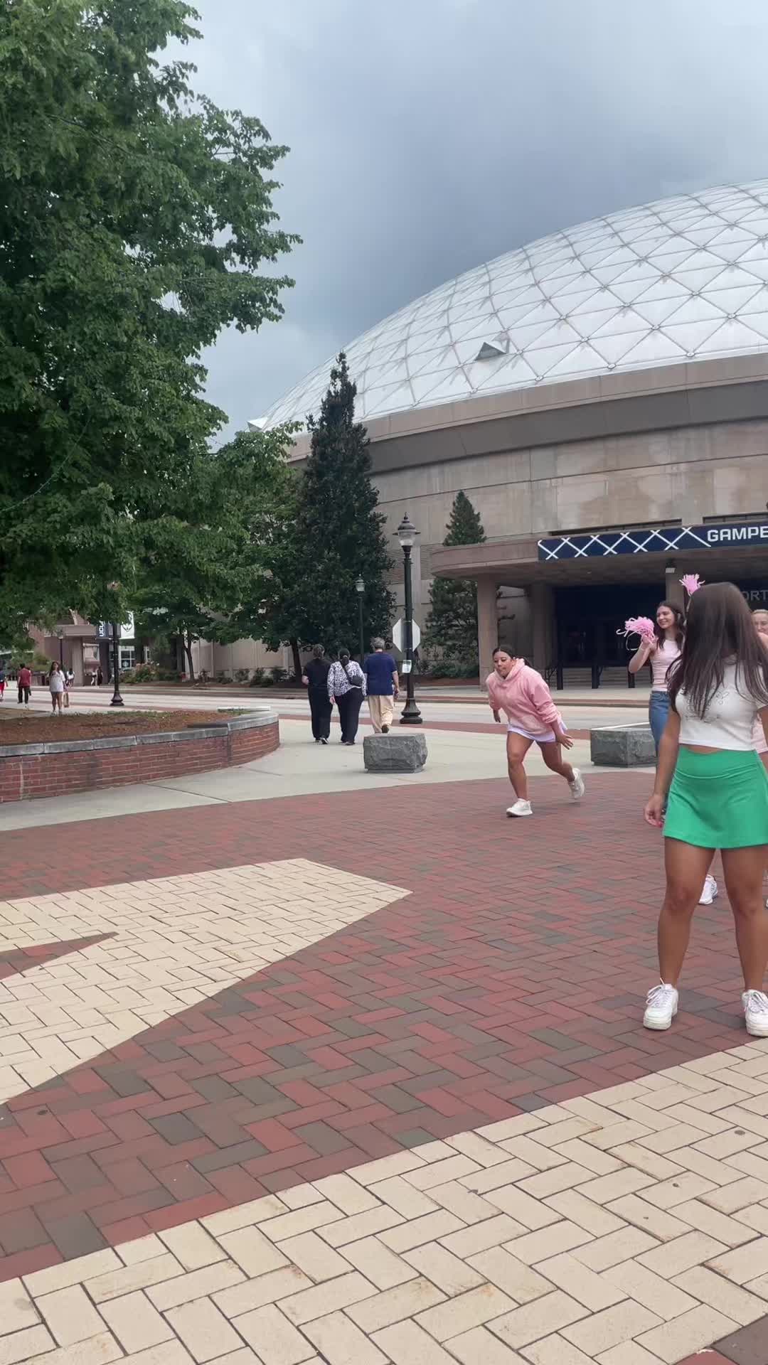 @UCONN DELTA ZETA
