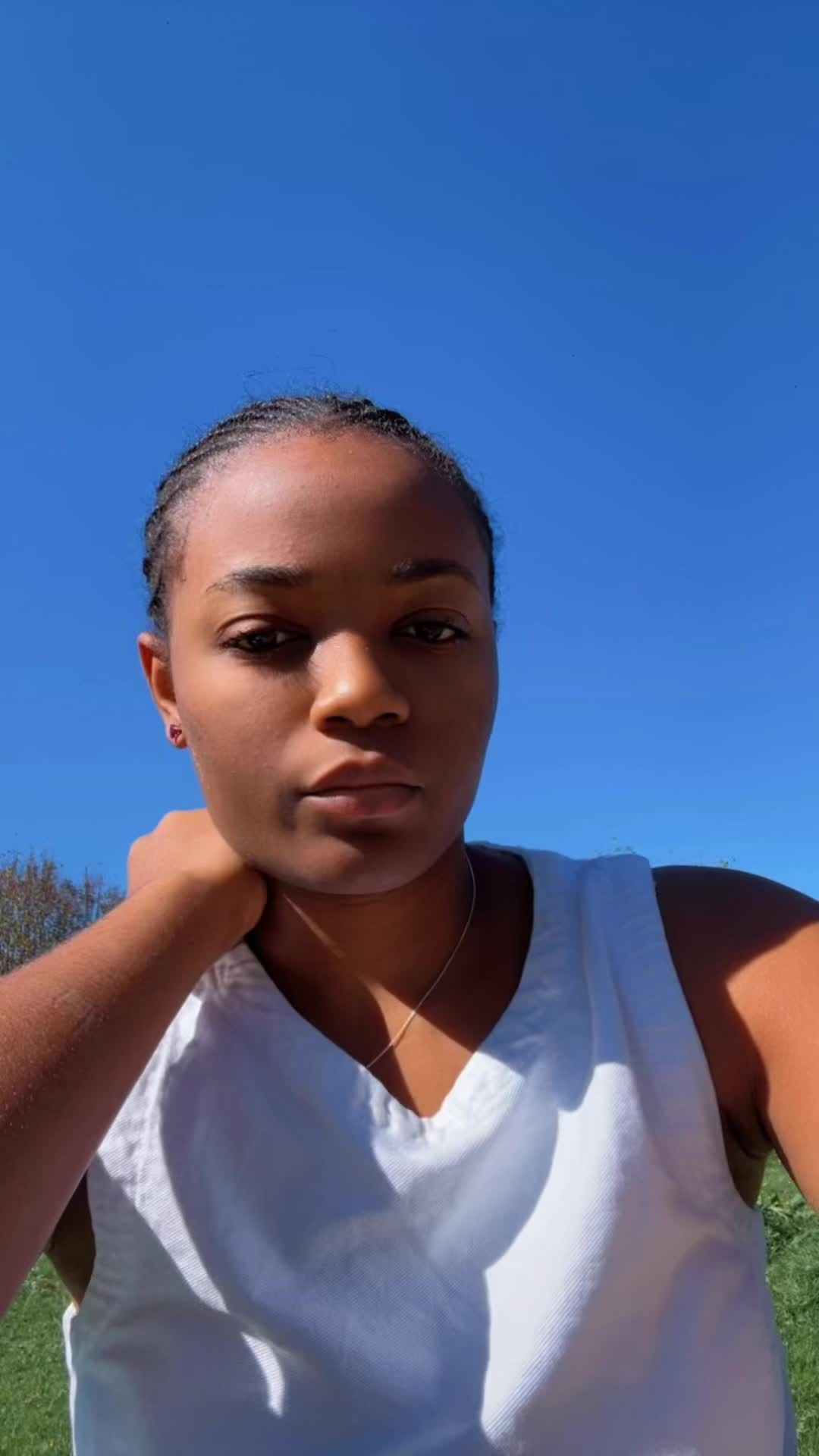 @Mdj_queeny