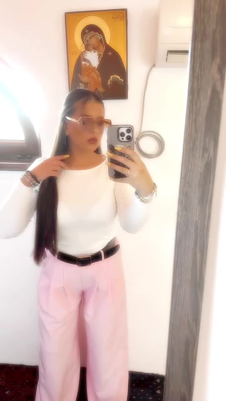 @Rafaela Elena