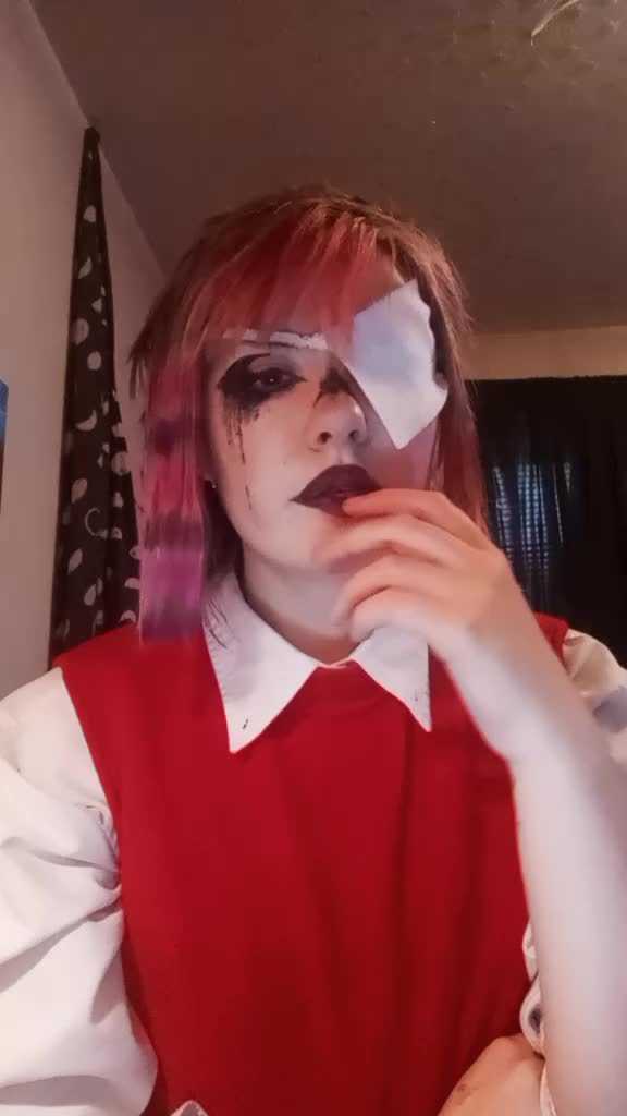 @pluto cosplays <3