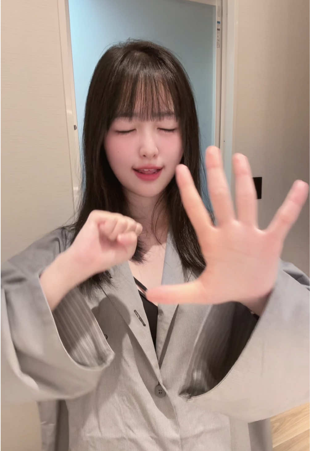 @あみ