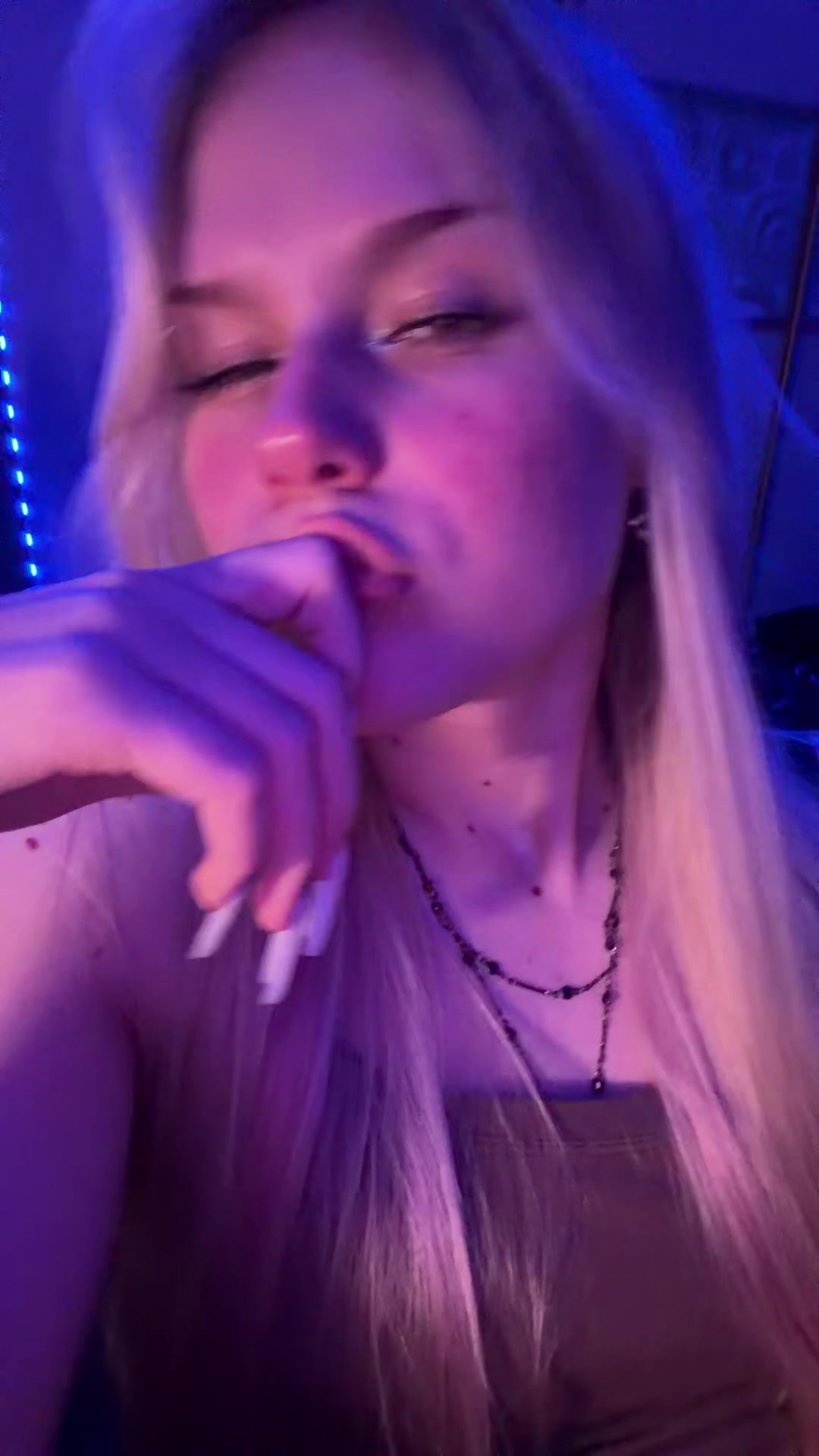 @uwekqq
