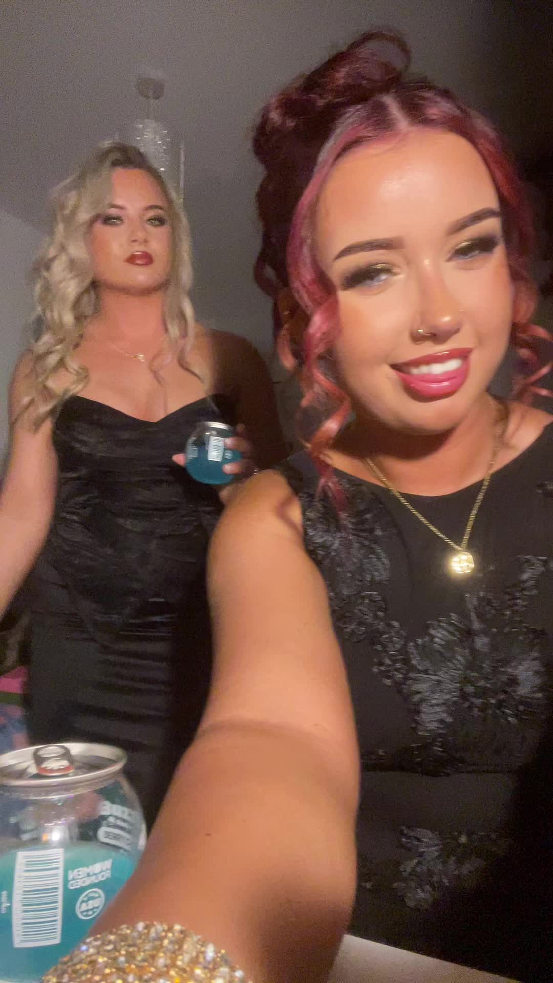 @𝓀𝒶𝒸𝒾𝓀ℯ𝓃𝓃ℯ𝒹𝓎𝓍