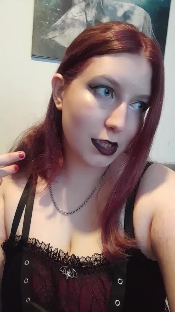 @❤️🖤HisGoth🖤❤️