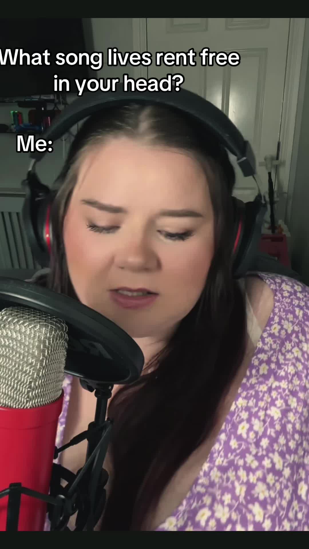 @laurenannrosso🎤🐧
