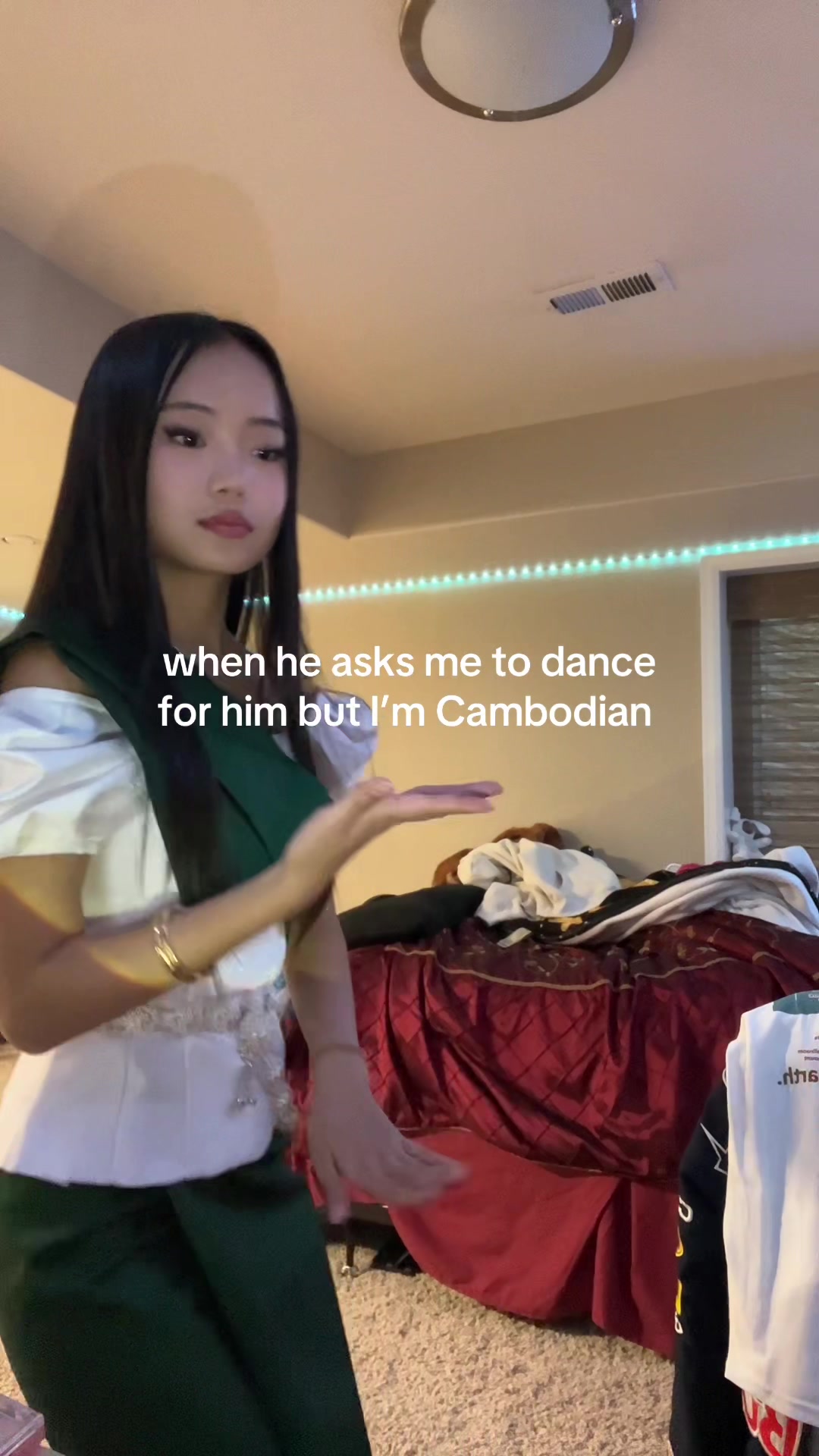 @jkhmdina | ឌីណា