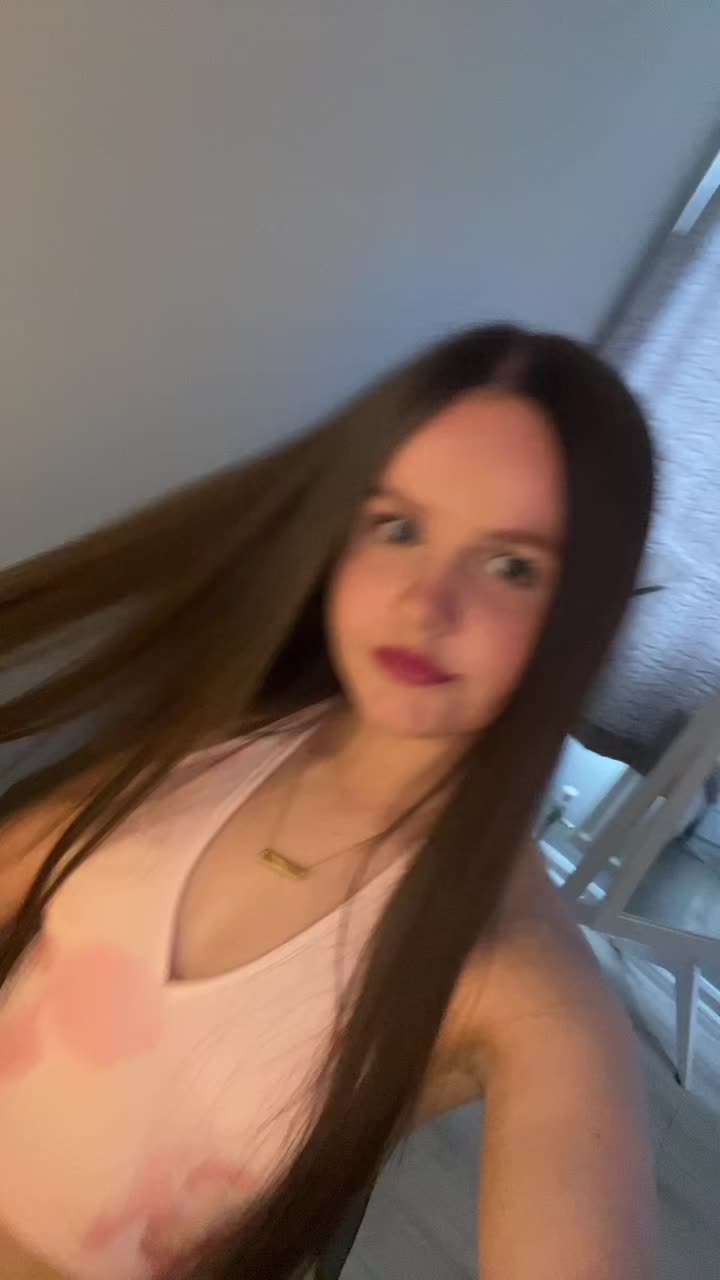 @caoimheolynn