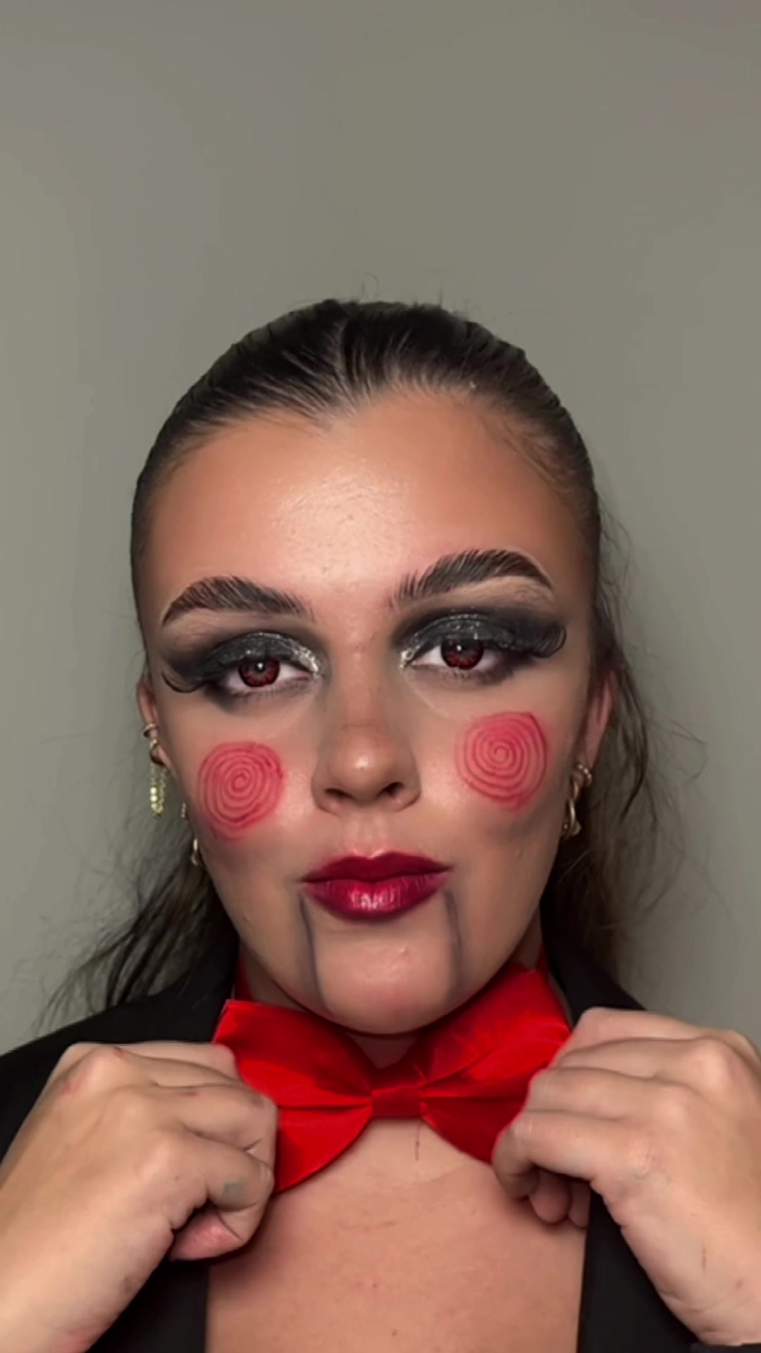 @MakeupbyNiamh