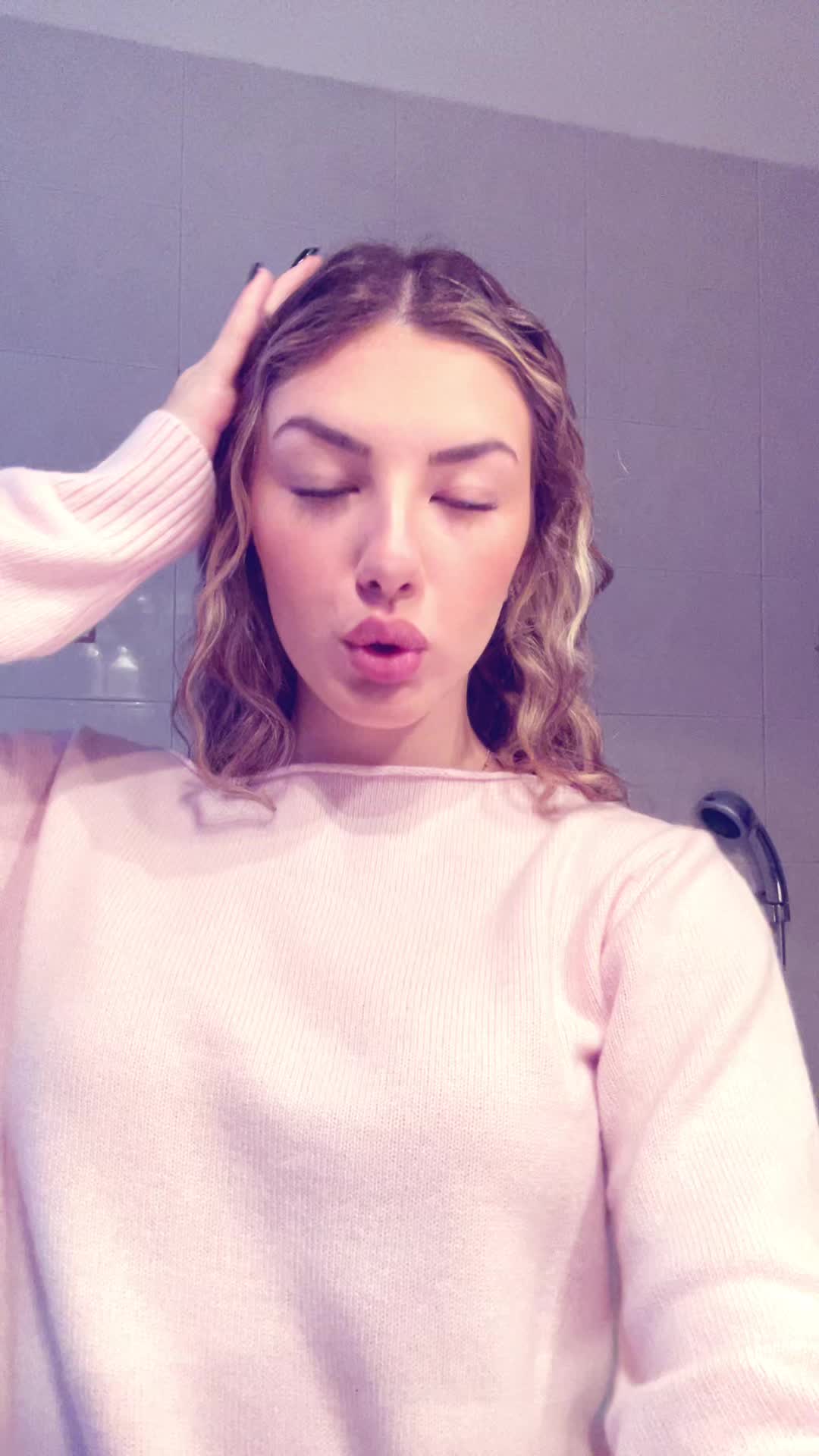 @anna