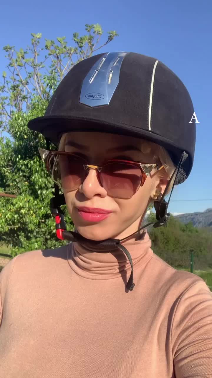@ElenaDostić