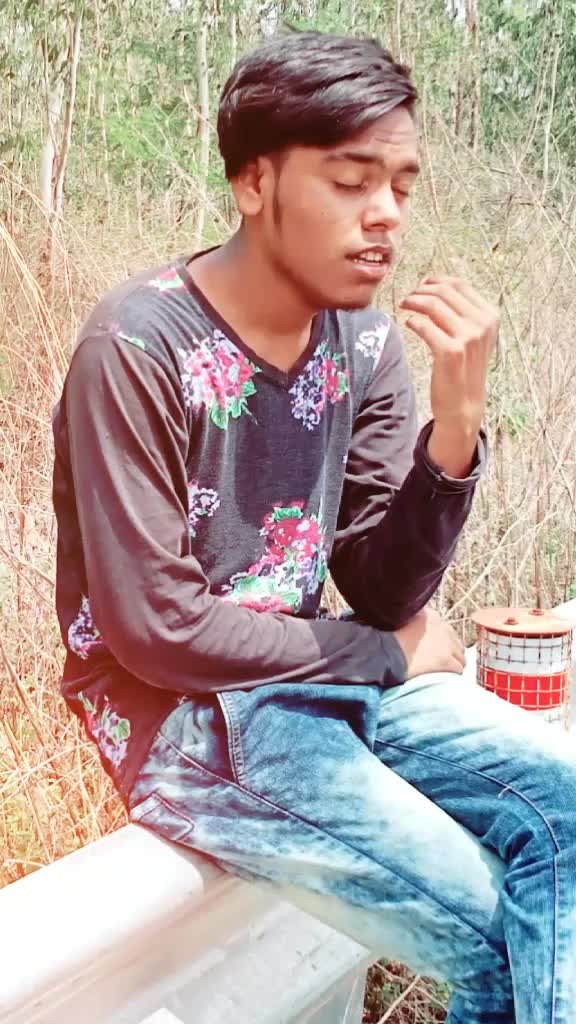@AWM ▄︻̷̿┻̿═━一😍